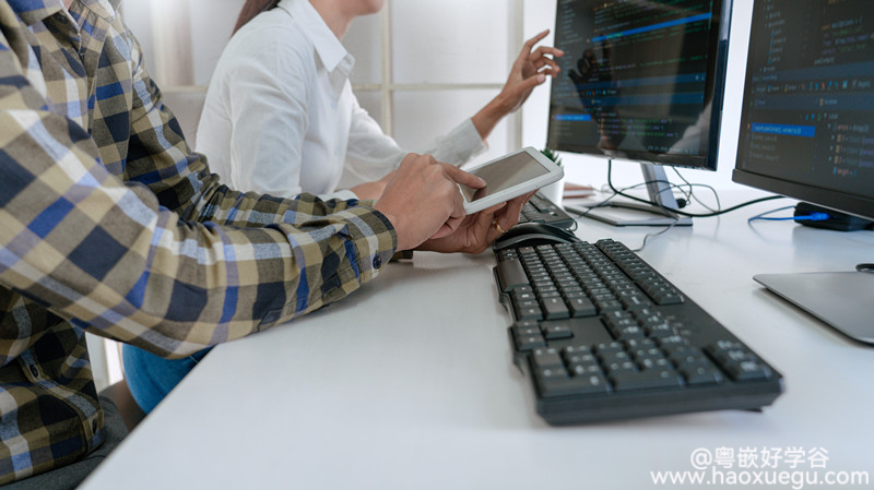 企业为什么要学完Java教程的新手而不给老员工加薪?